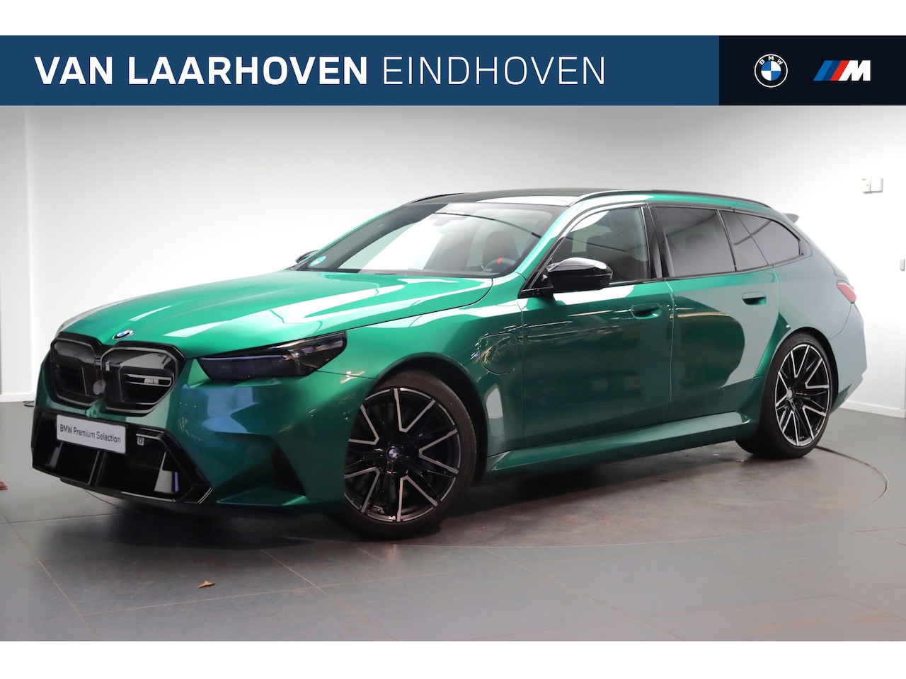 BMW 5-serie Touring - M5 Automaat / Panoramadak / Trekhaak / Stoelventilatie / Bowers & Wilkins / Comfort Access - AutoWereld.nl