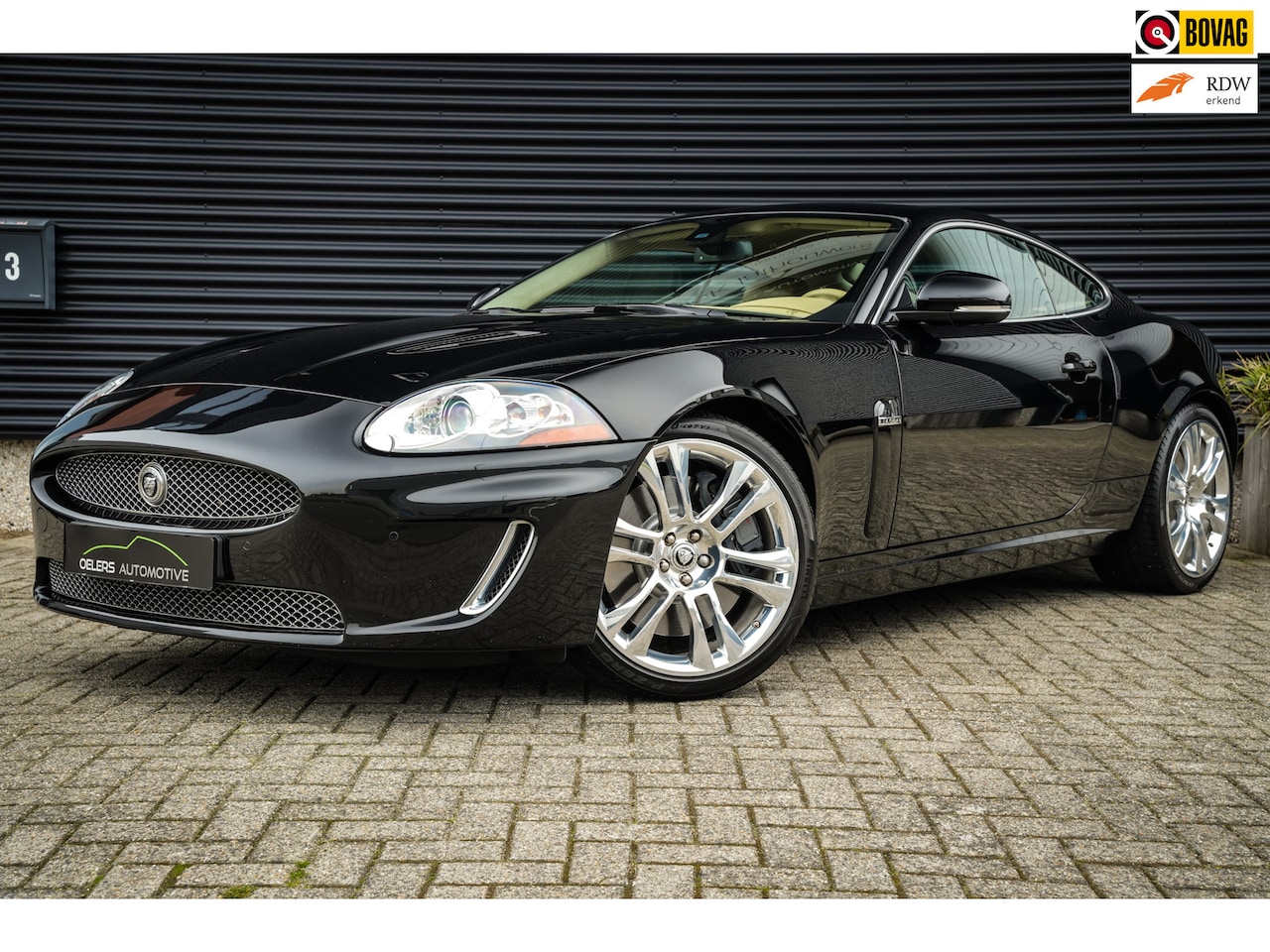 Jaguar XKR - 5.0 V8 Coupé Portfolio 510 pk | 100% Jaguar Service | 1e Eigenaar | Clima | Cruise | Leder - AutoWereld.nl