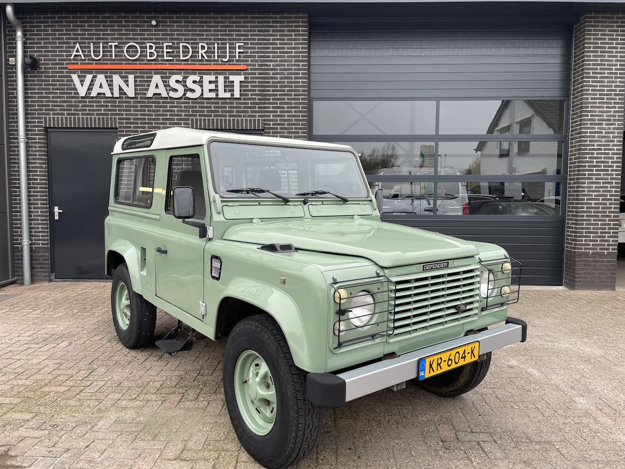 Land Rover Defender 90 - 2.5 Tdi County - AutoWereld.nl