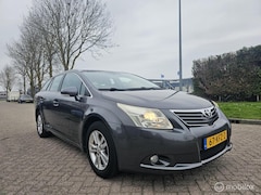 Toyota Avensis - 1.8 VVTi Dynamic Eerste Eigenaar