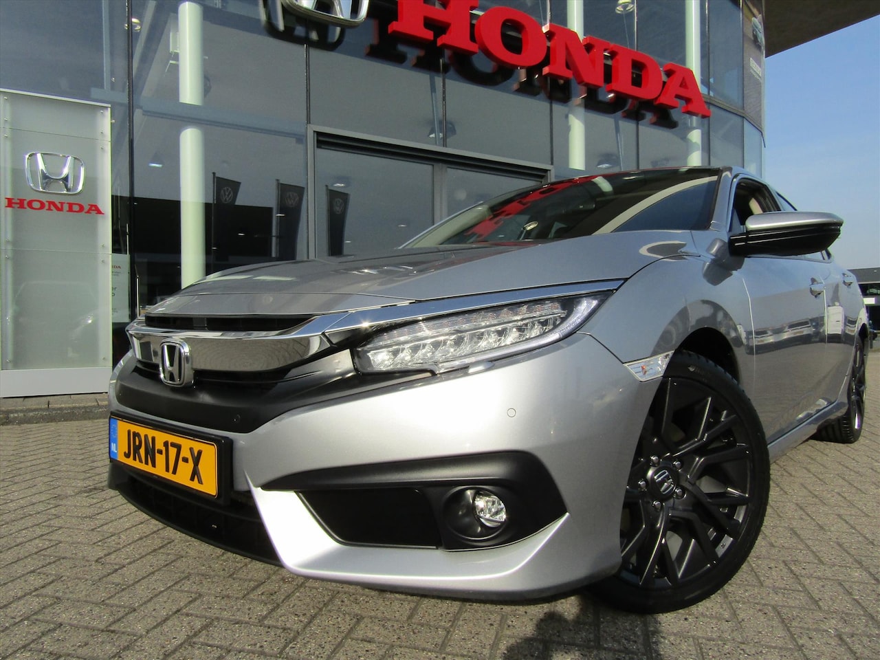 Honda Civic - 1.5 i-VTEC 182pk CVT - AutoWereld.nl