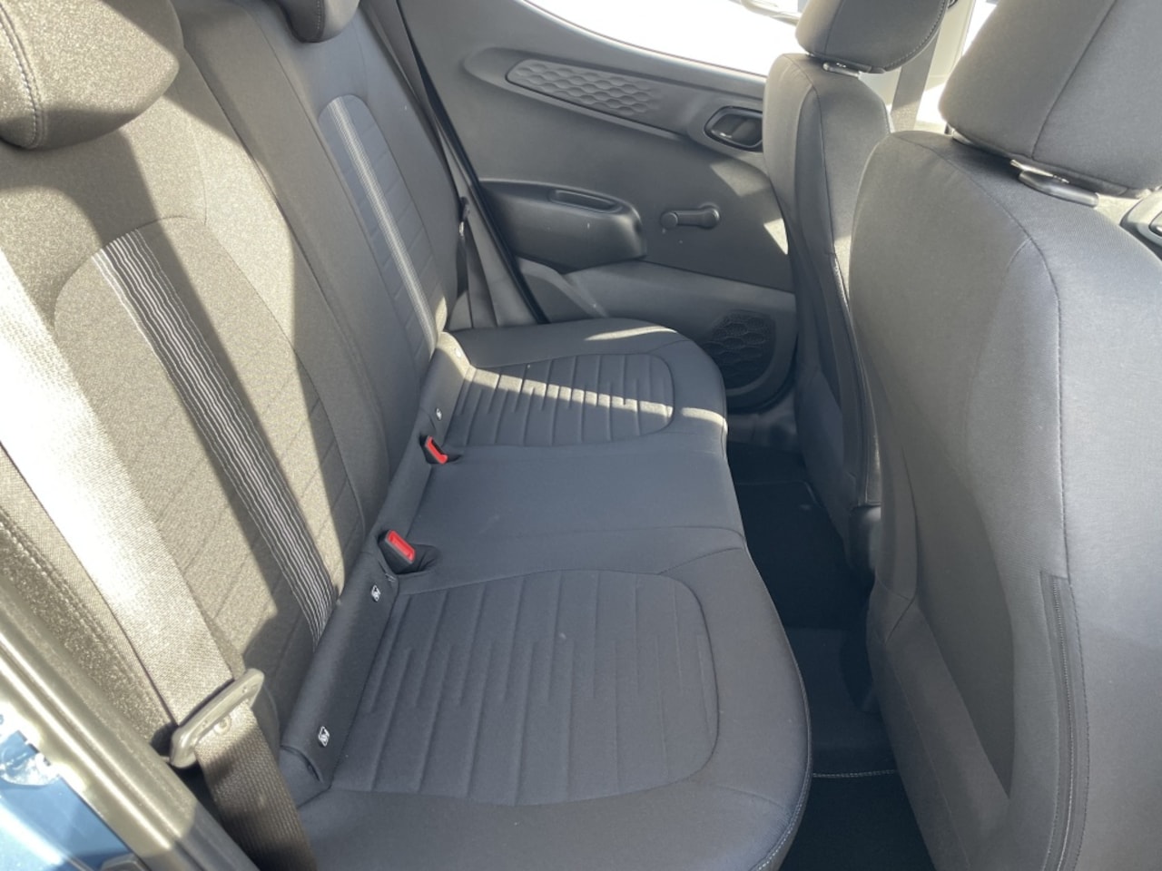 Hyundai i10 - 1.0 Comfort *RIJKLAARPRIJS*