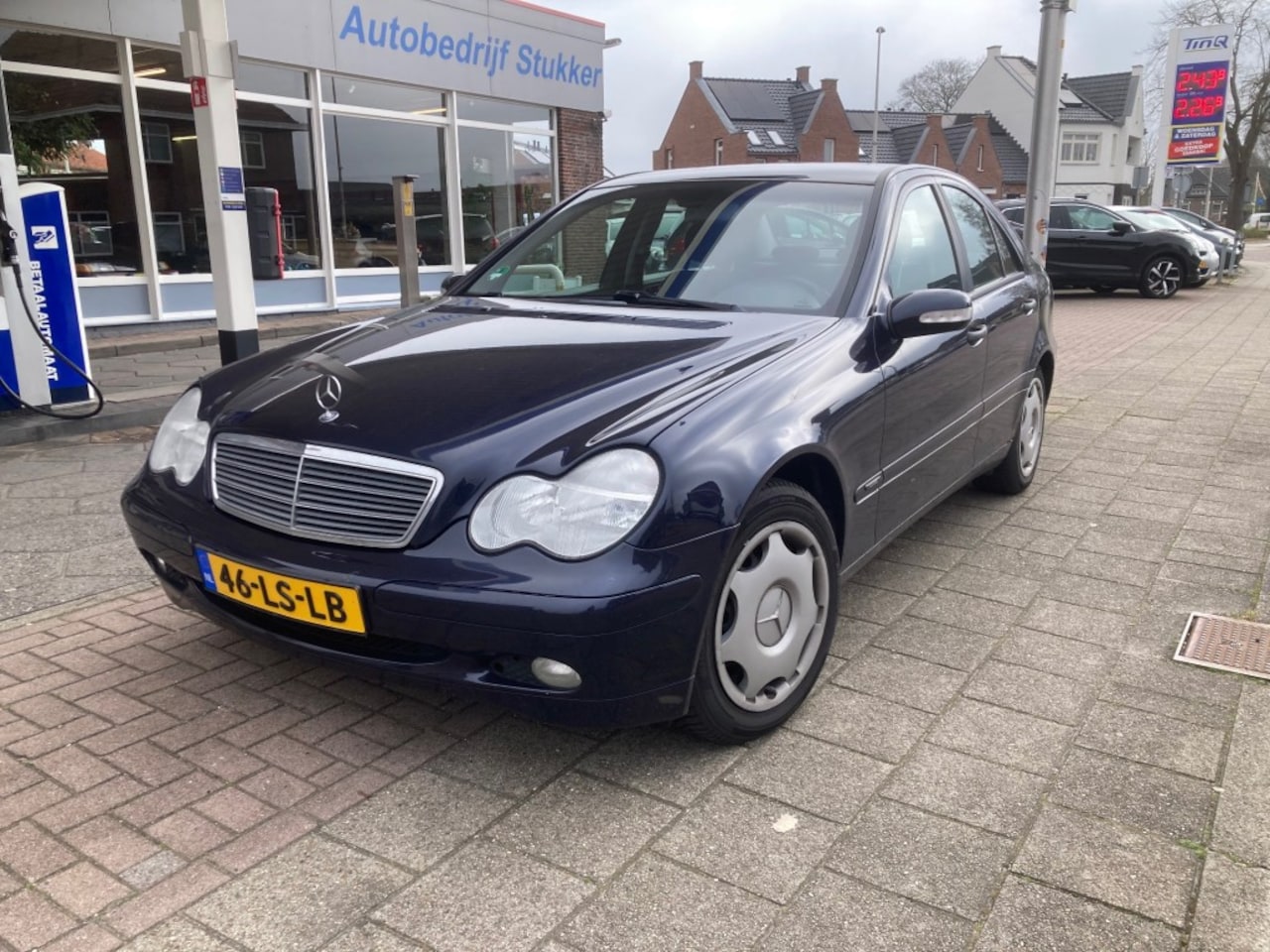 Mercedes-Benz C-klasse - Classic 250800 km KOOPJE - AutoWereld.nl