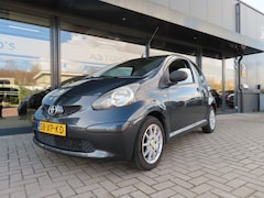 Toyota Aygo - 1.0-12V Airco Licht Metaal 2007