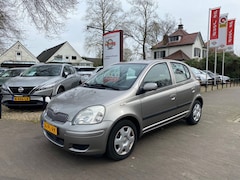 Toyota Yaris - 1.3 VVT-I SOL 5-DEURS / AIRCO / TREKHAAK / RADIO-CD / METALLIC / ELEK. RAMEN