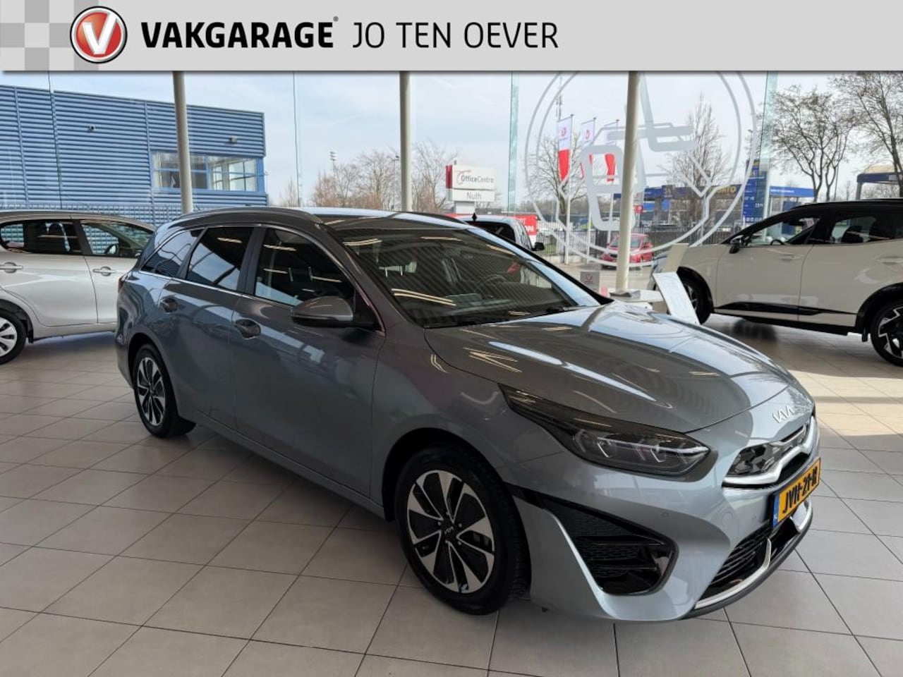 Kia Cee'd - SW 1.6 GDI PHEV DynamicLine - AutoWereld.nl