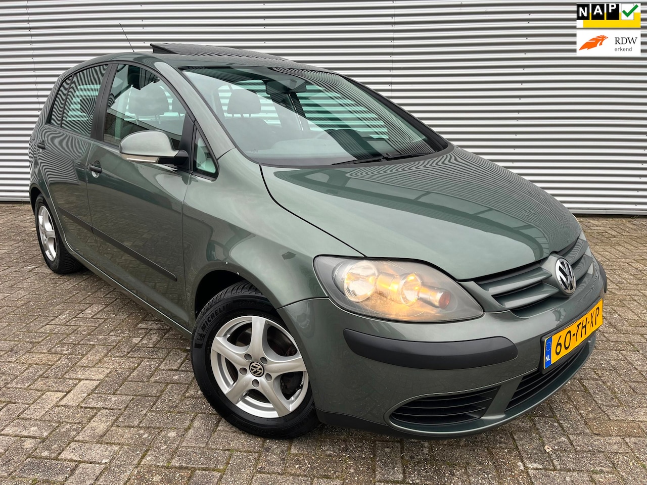 Volkswagen Golf Plus - 2.0 FSI Comfortline|Airco|Cruise|Trekhaak|Schuifkantel| - AutoWereld.nl