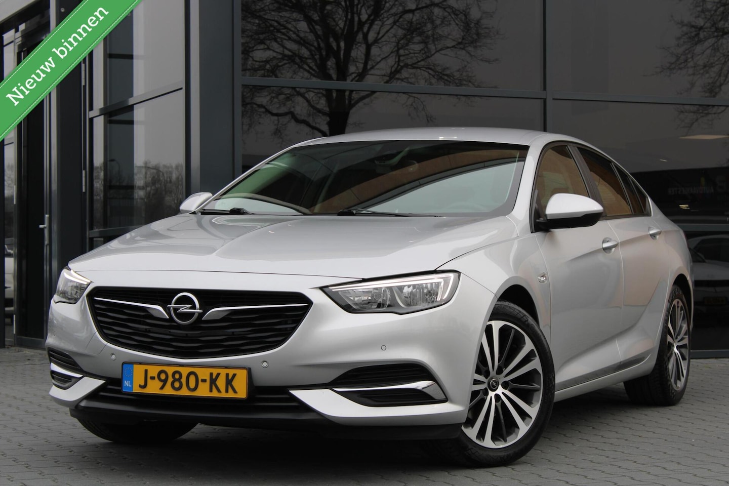 Opel Insignia Grand Sport - 1.5 Turbo | Camera | Blind spot - AutoWereld.nl
