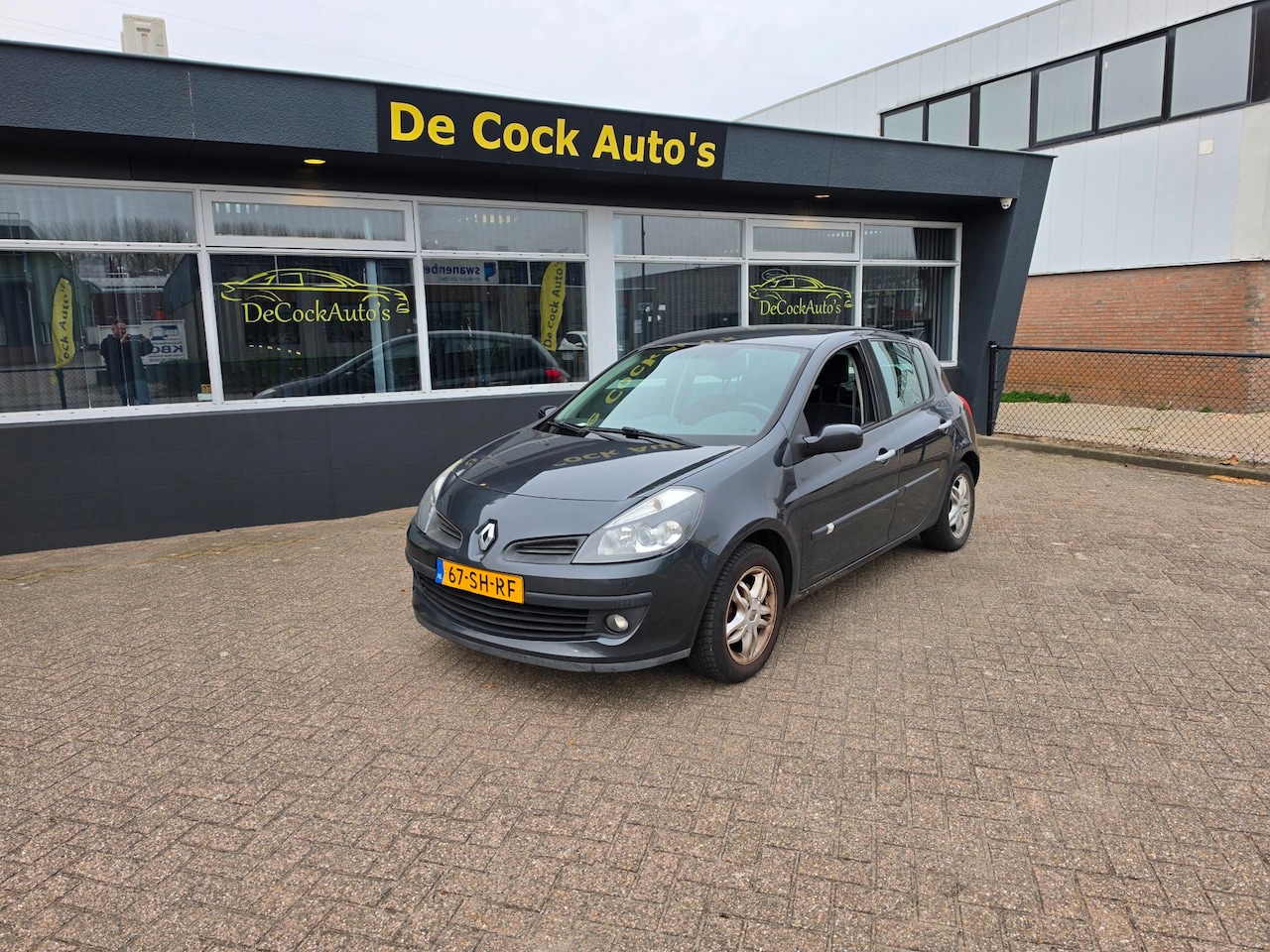 Renault Clio - 1.4-16V Team Spirit/TREKHAAK - AutoWereld.nl