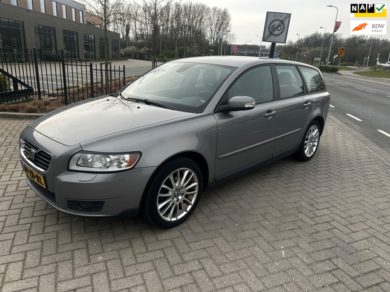Volvo V50 - 1.8 Edition II 2008! LEDER AIRCO! NWE APK! - AutoWereld.nl
