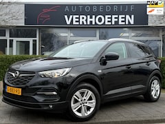 Opel Grandland X - 1.2 Turbo Business Executive - AUTOMAAT - CARPLAY - DISTRIBUTIE GEDAAN - STUUR / STOELVERW