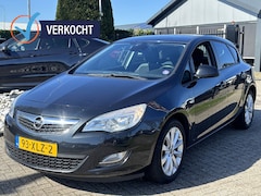 Opel Astra - 1.4 Turbo 5-Deurs Zwart 2012 Benzine Trekhaak