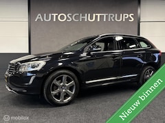 Volvo XC60 - 2.0 D4 FWD Summum LEDER / NAVI / CLIMA / CRUISE / STOELVERW. / TR.HAAK /