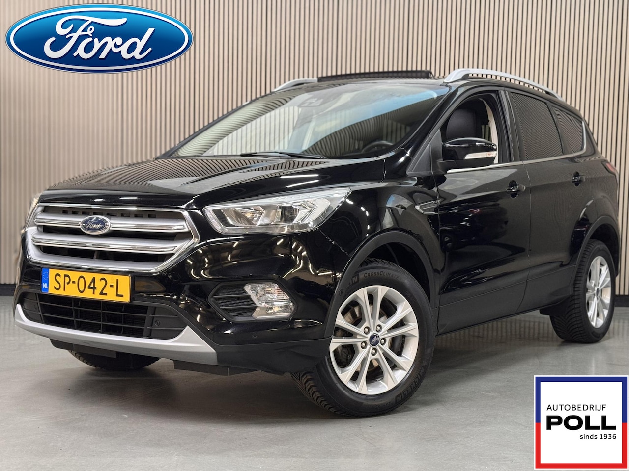 Ford Kuga - 1.5 EcoB Titanium Full Options Panoramadak Leer Camera Winter Parking Dodehoek Elek Klep S - AutoWereld.nl