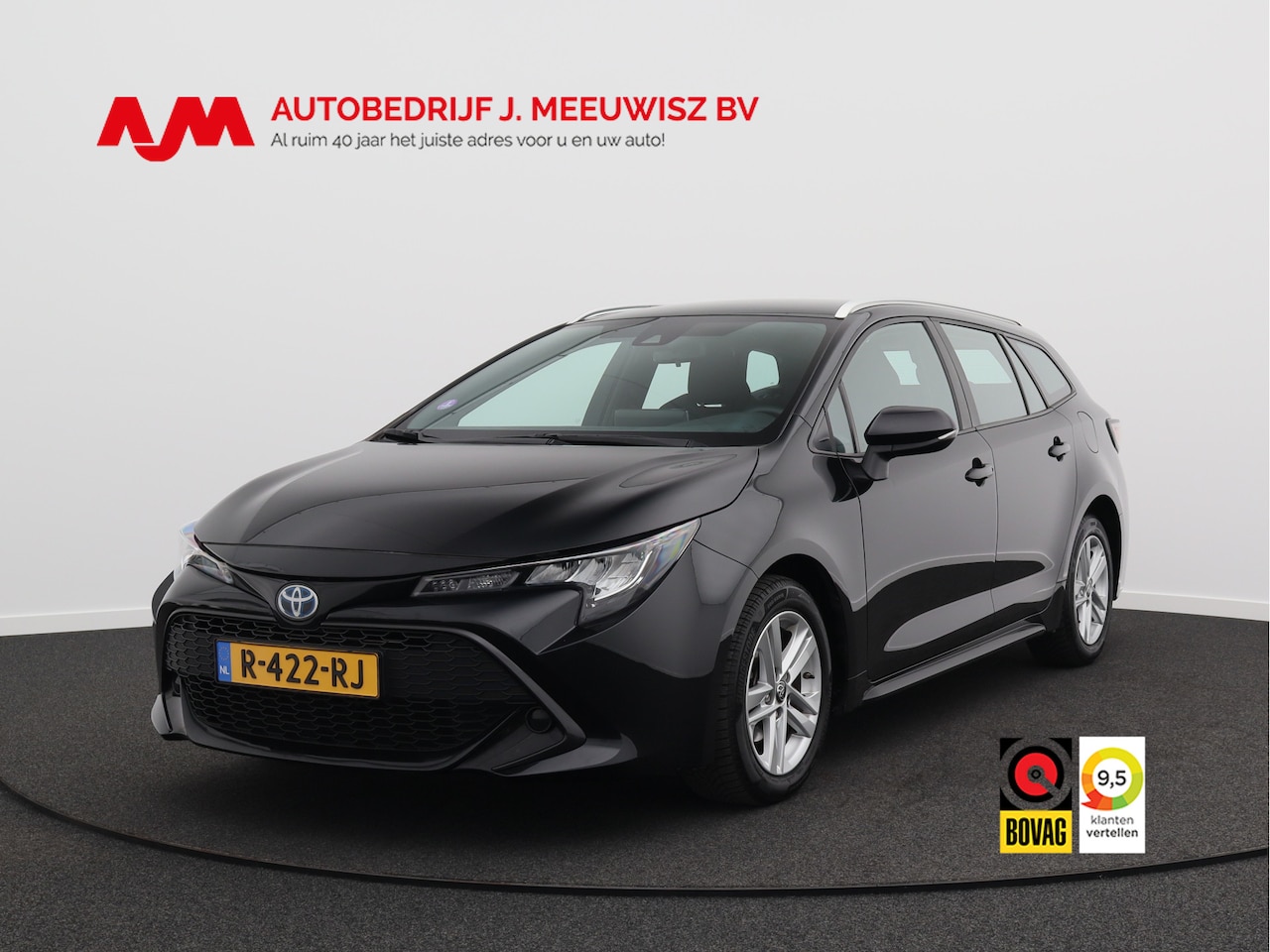 Toyota Corolla Touring Sports - 1.8 Hybrid Active/ lage km/ zeer mooi! - AutoWereld.nl