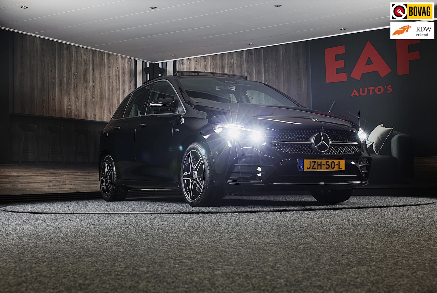 Mercedes-Benz B-klasse - 250 e AMG Line / AUT / Acc / Memory / Head Up / Burmester / Elek Stoelen / Carbon / Open P - AutoWereld.nl