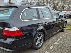 BMW 5-serie Touring - 520i Corporate Lease Business Line Edition II NIEUWE APK TM 7-5-2026