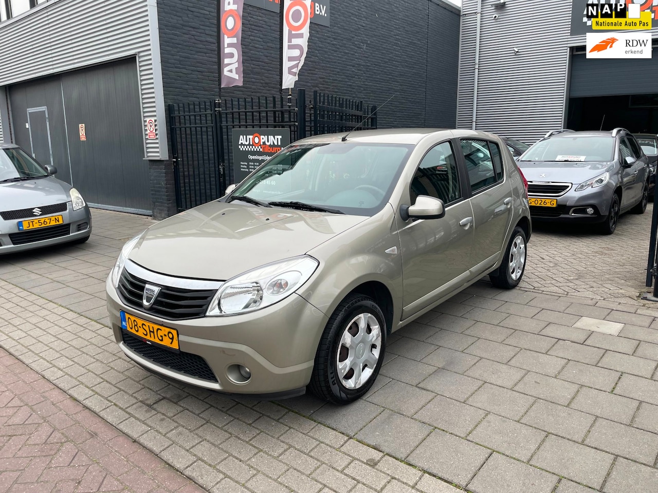 Dacia Sandero - 1.2 Lauréate 2e Eigenaar! Airco NAP APK - AutoWereld.nl