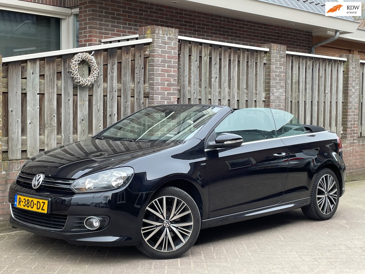 Volkswagen Golf Cabriolet - 1.2 TSI Exclusive Series AIRCO/CLIMA, stoelverw, Cruise, 17''LM - AutoWereld.nl