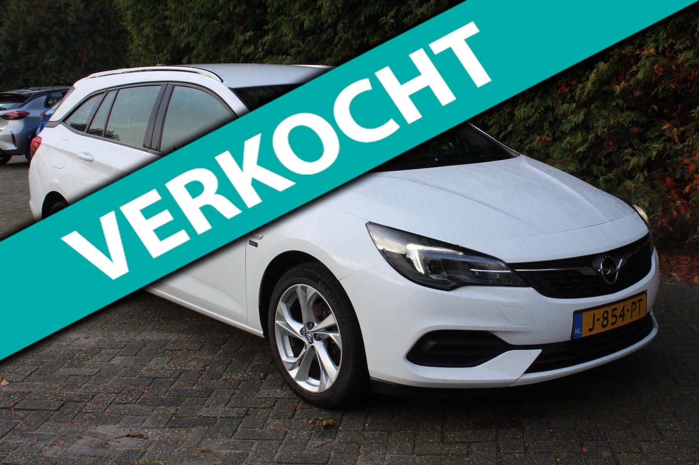 Opel Astra Sports Tourer - 1.2 Edition 2020 Zie omschrijving | Navigatie | Airco | Cruise Control - AutoWereld.nl