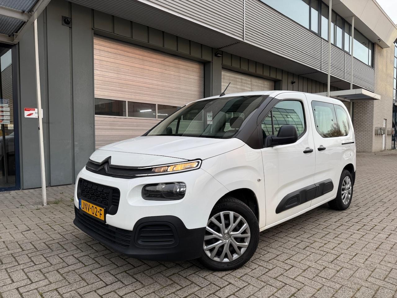 Citroën Berlingo - 1.2 Benzine | Trekhaak | Bluetooth | 5 zit - AutoWereld.nl