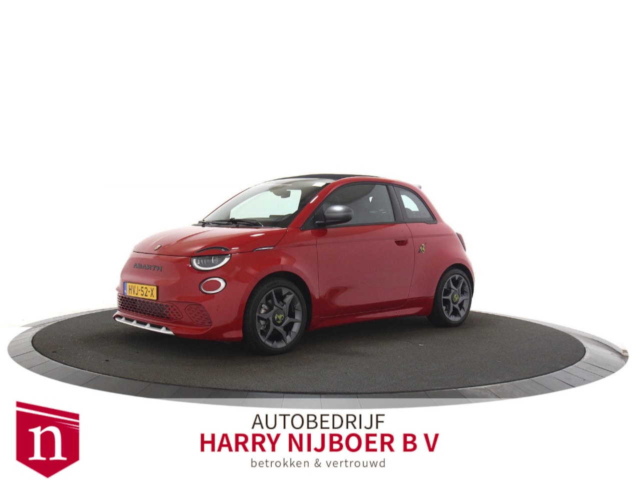 Fiat 500 Abarth - C Urban 42 kWh Camera / maar 11 km / Navigatie - AutoWereld.nl