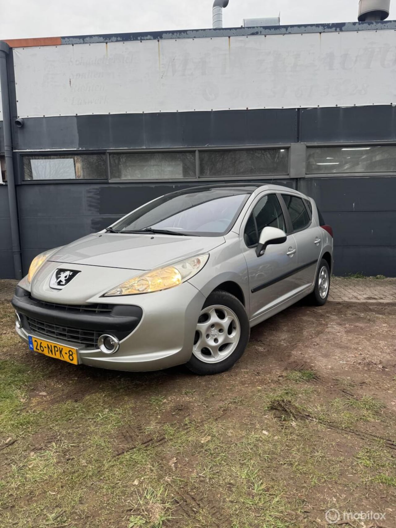 Peugeot 207 SW - 1.6 Pano|Automaat - AutoWereld.nl