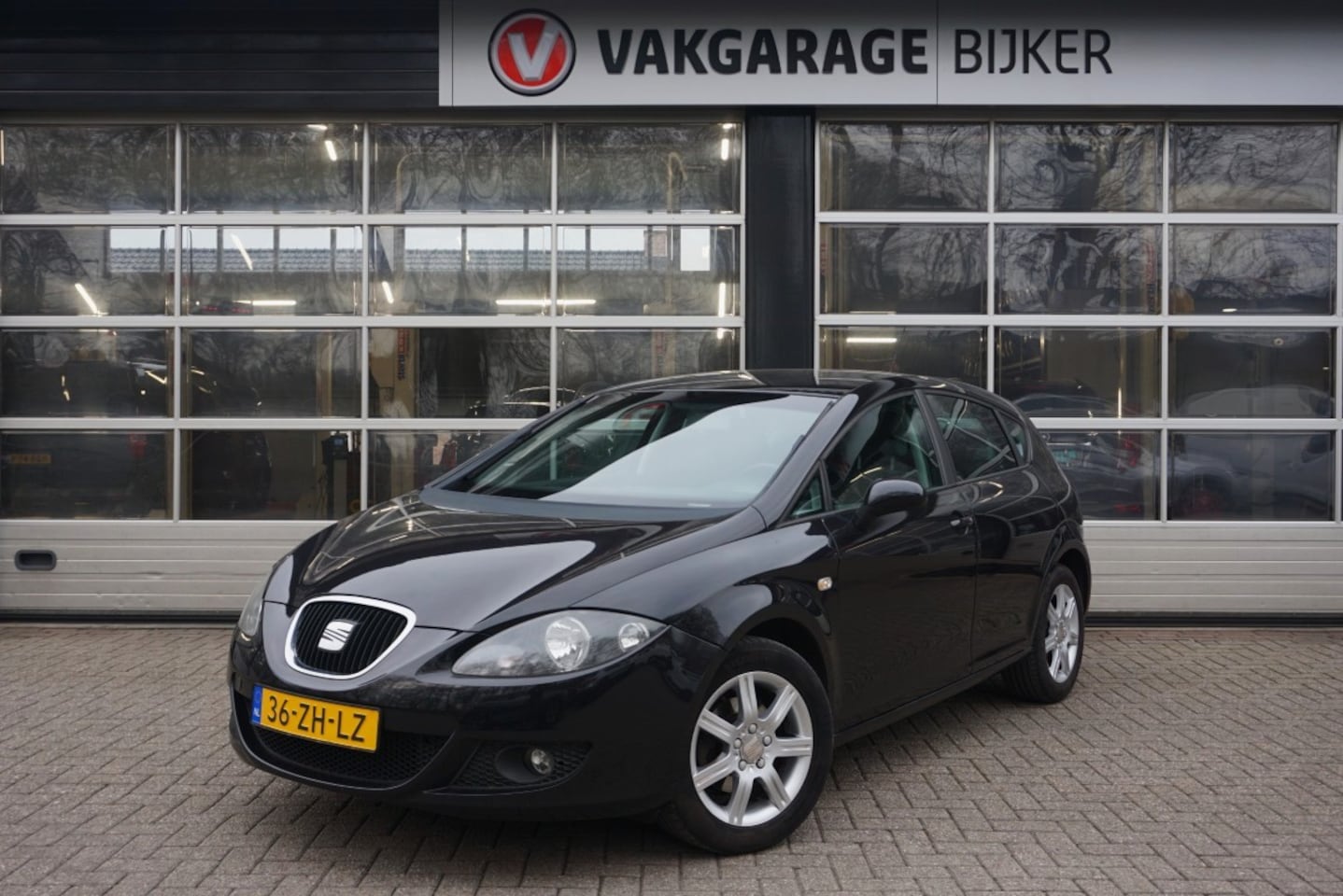 SEAT Leon - 1.6 Reference 1.6 Reference nieuwe apk! - AutoWereld.nl