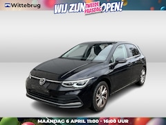 Volkswagen Golf - 1.5 eTSI Style / AUTOMAAT/ PARK. SENSOREN + CAMERA/ CRUISE/ NAVI/ APP-CONNECT/ CLIMA/ STOE