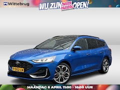 Ford Focus Wagon - 1.0 EcoBoost Hybrid ST Line Vignale / Digitaal dashboard / Pano / Navigatie / App connect