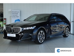 BMW 5-serie Touring - 520i M-SPORT | Adapt. Cruise | Stoelventilatie | Harman & Kardon | Pano | HUD | 360 Camera