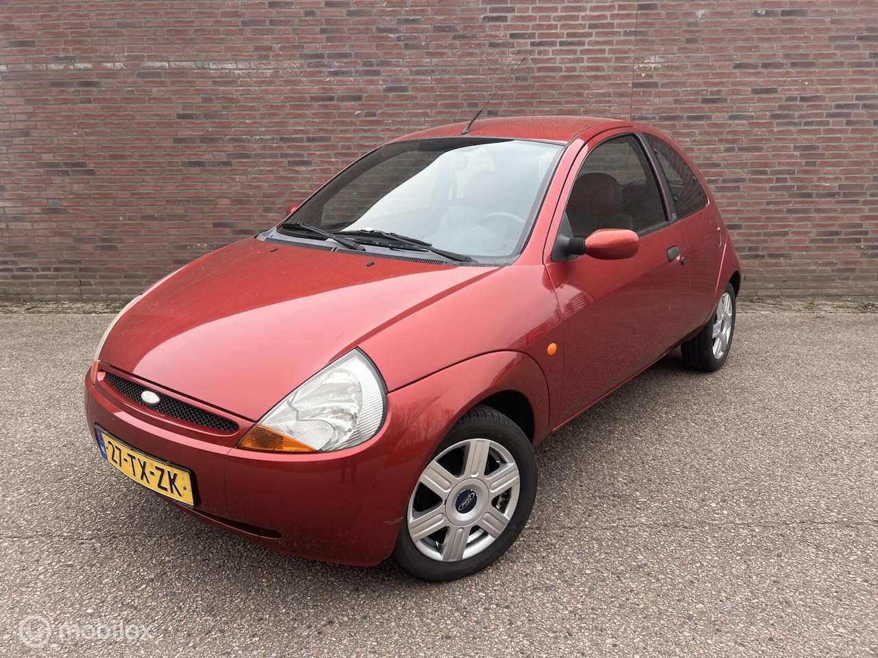Ford Ka - 1.3 Collection|Leder|LM Velgen|Airco|Apk 11-2026 - AutoWereld.nl