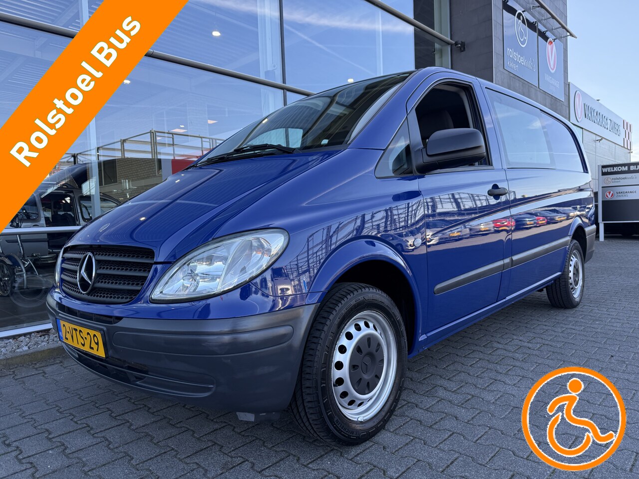 Mercedes-Benz Vito - 3+1 Rolstoelbus 111 CDI 320 Lang HD (Nette 3+1 Rolstoelbus met automaat!) - AutoWereld.nl
