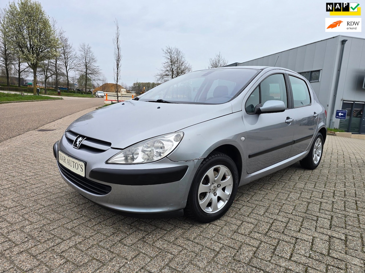 Peugeot 307 - 1.6-16V XT Airco,Automaat, weinig kmstand - AutoWereld.nl