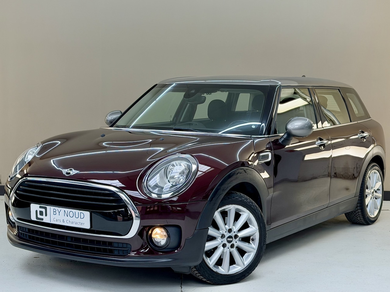 MINI Clubman - 1.5 Cooper Mini 1.5 Cooper, 136Pk, 2016, 2de eigenaar, Navigatie, Climate control, Cruise control, Pa - AutoWereld.nl