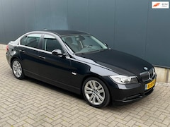 BMW 3-serie - 325i Dynamic Executive