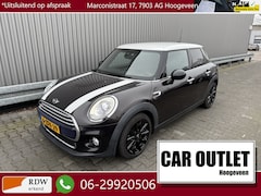 MINI Cooper - 1.5 Chili Business Clima, Leer, CC, PDC & Cam, Xenon, LM, nw. APK – Inruil Mogelijk –