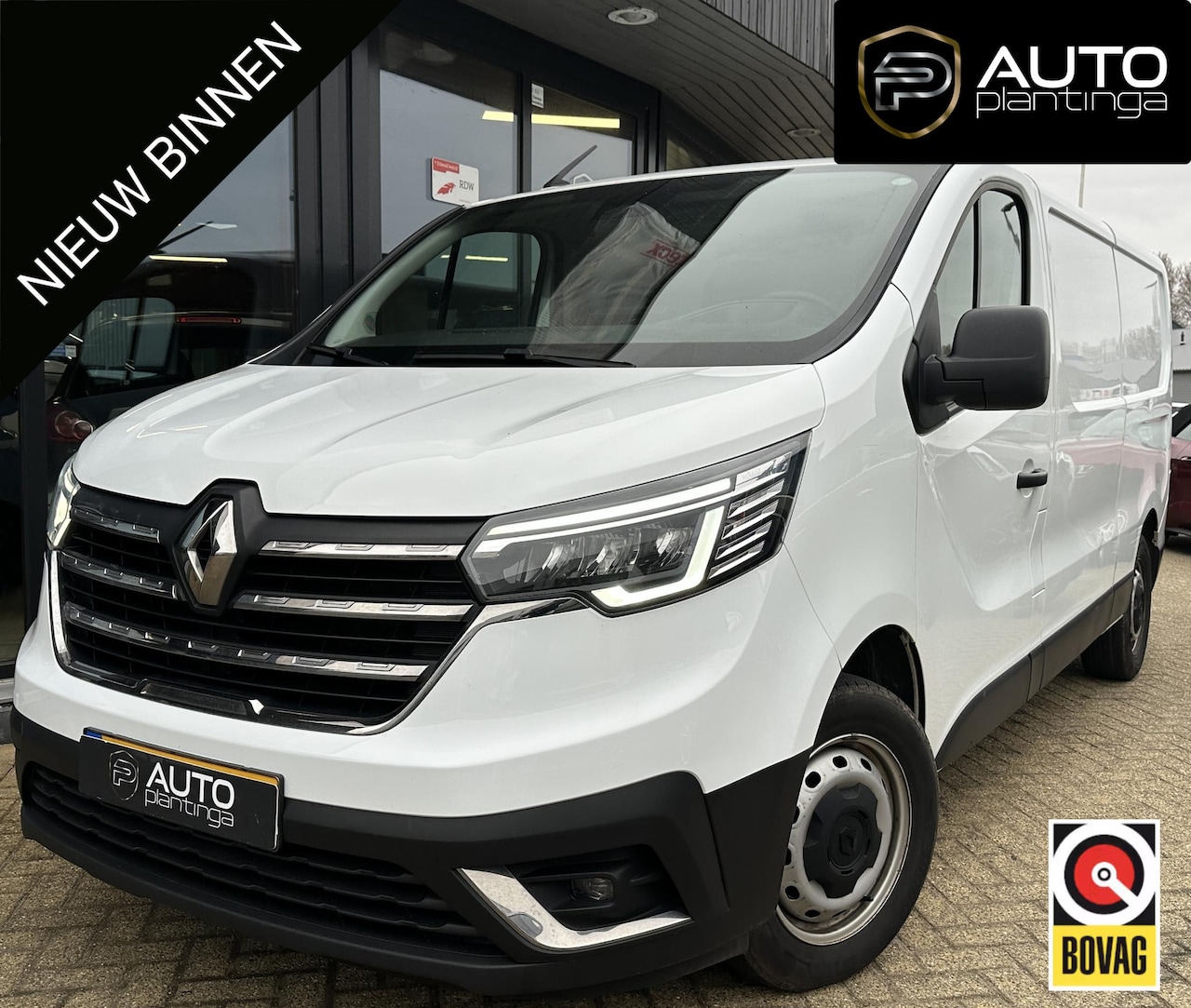 Renault Trafic - 2.0 dCi 130 T30 L2H1 Comfort 131PK | 1e Eigenaar | NL Auto | Parkeersensoren | Airco | Cru - AutoWereld.nl