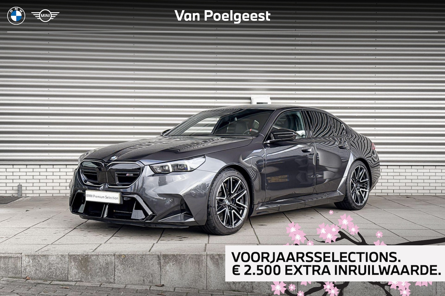 BMW M5 - Sedan M5 M Driver's Pack / Comfort Pack / Panoramadak / Driving Assistant Professional / P - AutoWereld.nl