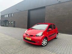 Toyota Aygo - 1.0-12V + | NIEUWE APK | AIRCO | LEUKE STARTERS AUTO |