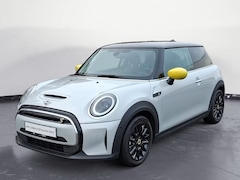 MINI Mini-Electric - E COOPER SE 33 kWh * LED, NAVI+, HALF/LEDER, PRIVACY GLAS, CAMERA * 1e EIG - Slechts 12.28