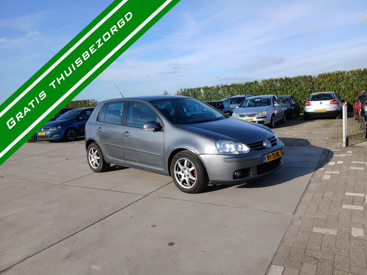 Volkswagen Golf - 1.6 Carplay - Airco - NW APK - NAP! - AutoWereld.nl