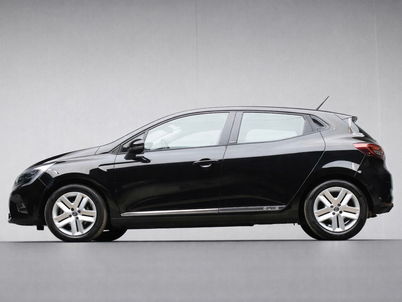 Renault Clio - 1.6 E-Tech Hybrid 140 Business Zen Sport (APPLE CARPLAY,NAVI,PDC,CLIMATE,CRUISE,DIGITAL CO - AutoWereld.nl