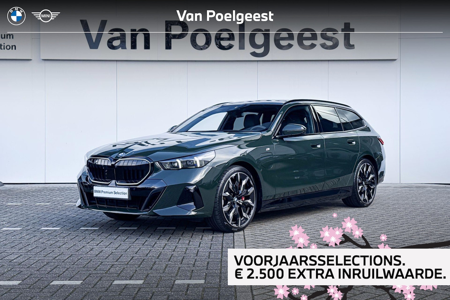 BMW 5-serie Touring - 550e xDrive | Innovation Pack | M Sport | Panoramadak | Bowers & Wilkins | Selections 3500 - AutoWereld.nl