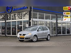 Volkswagen Polo - 1.4-16V Comfortline 5Drs Airco Zuinig NWE APK en Betrouwbaar rijden