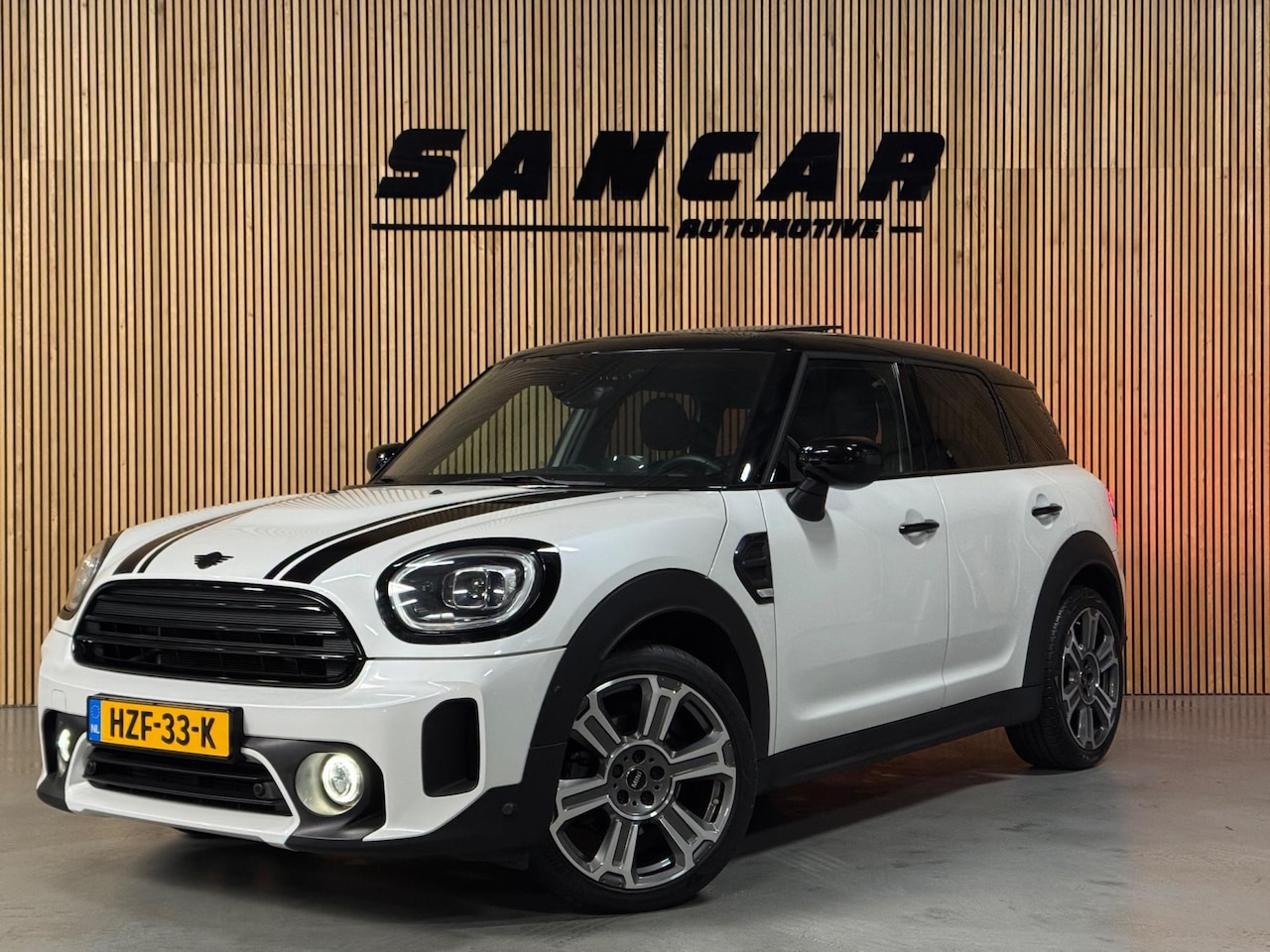 MINI Countryman - Mini 1.5 Cooper MINI Yours PANO|LEER|HUD|DAB|MEMORY|CRUISECONTROL|CARPLAY/ANDROID|19 INCH - AutoWereld.nl
