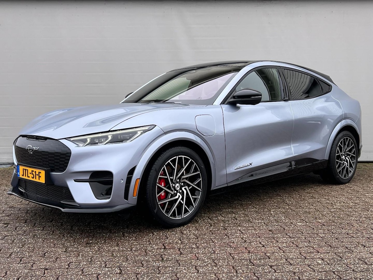 Ford Mustang Mach-E - GT Extended AWD | 98 kWh | SOH 98,5% | 487 PK | Panoramadak - AutoWereld.nl