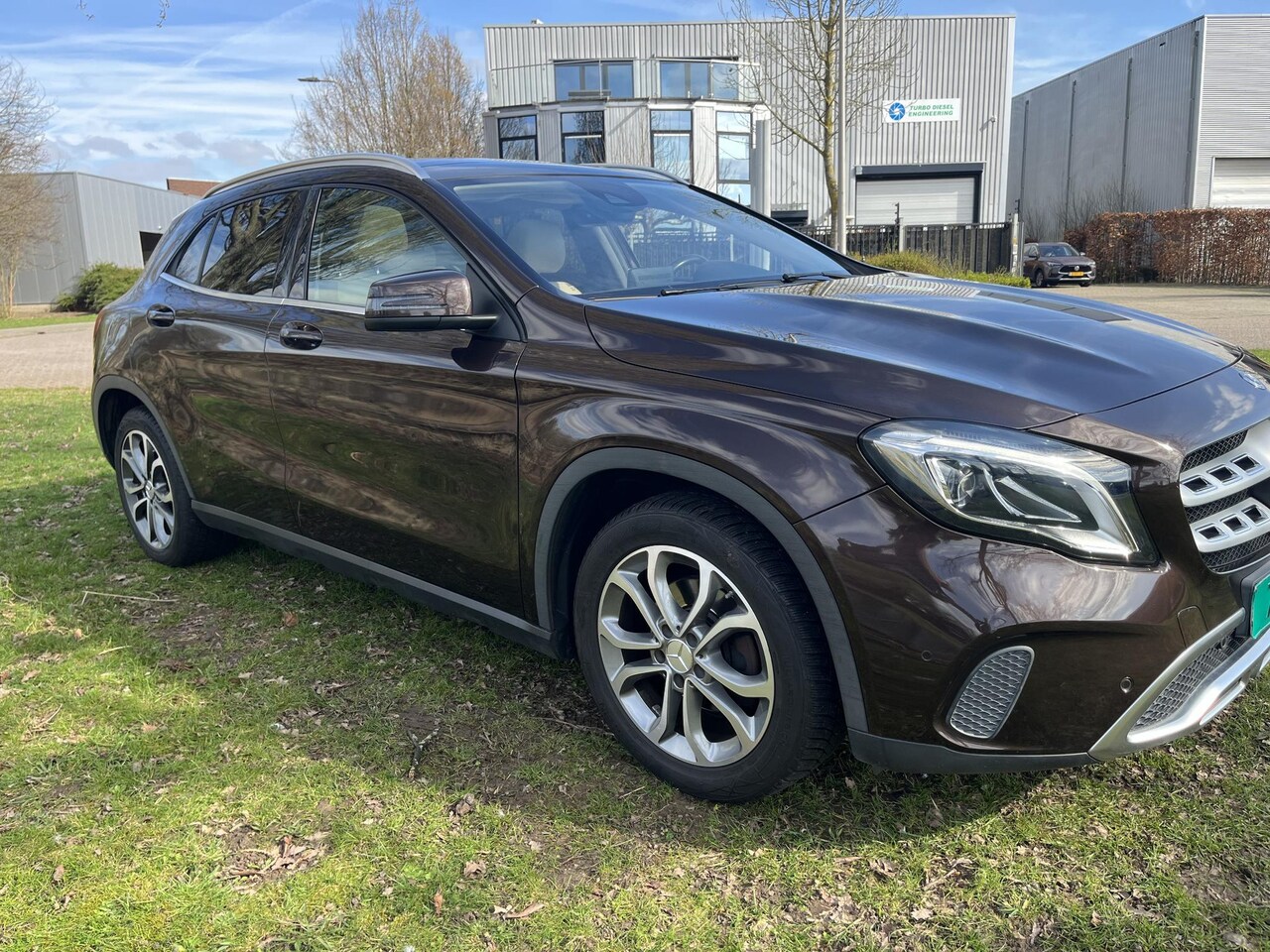 Mercedes-Benz GLA-Klasse - 180 Business Solution Auto Pano, Cam. - AutoWereld.nl