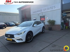 Infiniti Q30 - 1.6t Premium Tech 360, stoelverwarming, memory, trekhaak