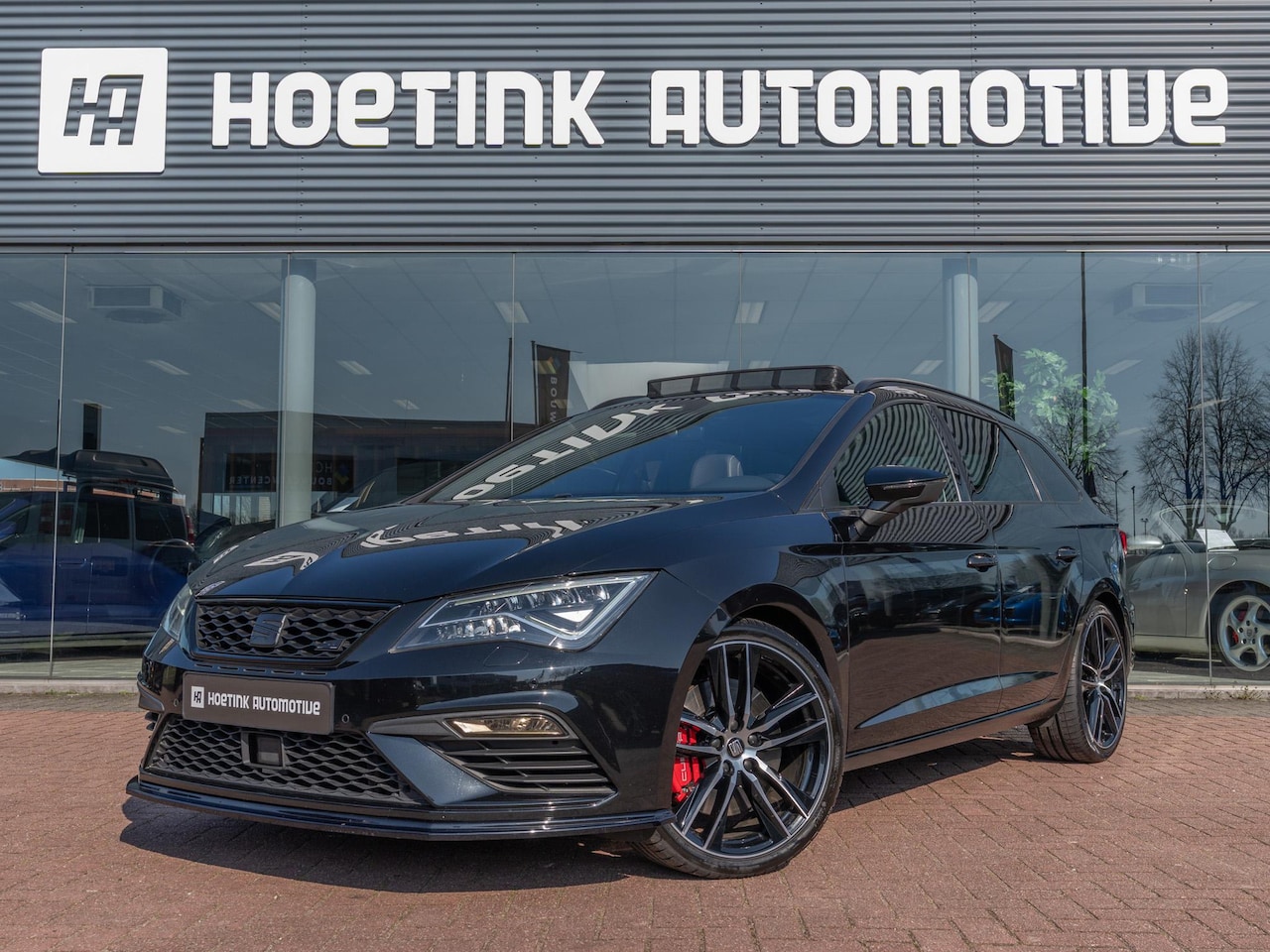 SEAT Leon ST - 2.0 TSI CUPRA 300 | Pano | Keyless | Volledig onderhouden - AutoWereld.nl